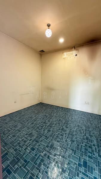 Kedai / Pejabat untuk Disewa di Taman Gaya (Ulu Tiram) - Peggie Chua - Interior - PropertyGuru.com.my