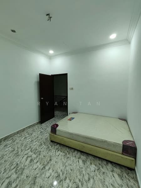 Rumah Teres untuk Dijual di Kulai (Johor) - Ryan Tan - Bedroom - PropertyGuru.com.my