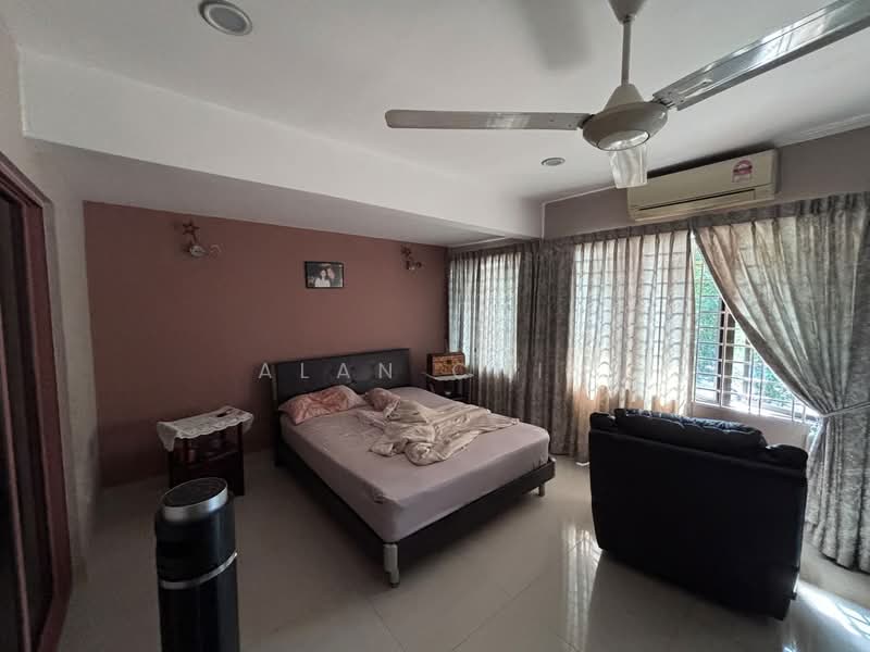 2-storey Terraced House for Sale in Taman Melawati (Ulu Kelang) - Alan Chin - Bedroom - PropertyGuru.com.my
