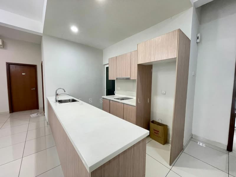 Condominium for Sale at Sri Putramas III / Royal Regent - Jessie Lin - Kitchen - PropertyGuru.com.my