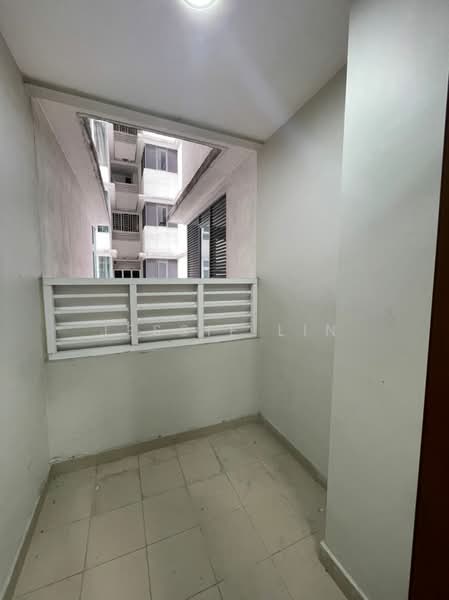 Condominium for Sale at Sri Putramas III / Royal Regent - Jessie Lin - Balcony - PropertyGuru.com.my