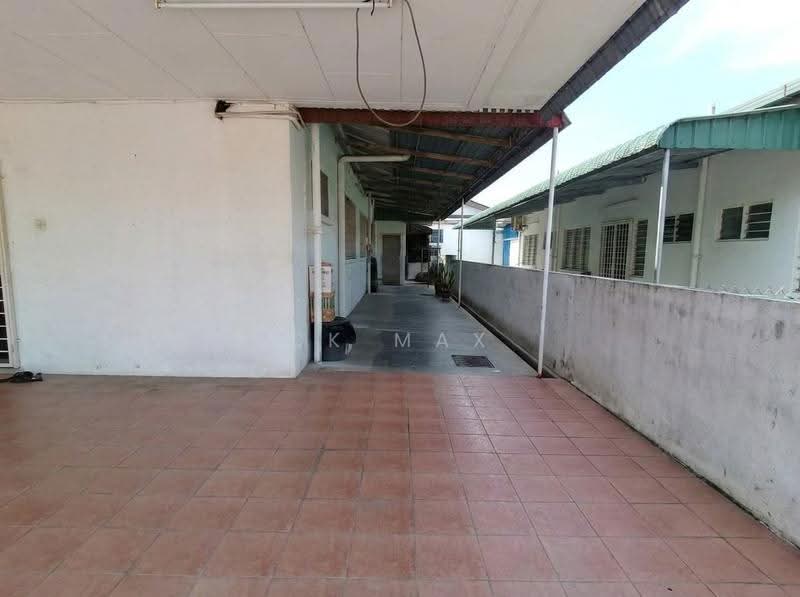 Semi-Detached House for Sale in Taman Ipoh Selatan (Ipoh) - Ck Max - Exterior - PropertyGuru.com.my