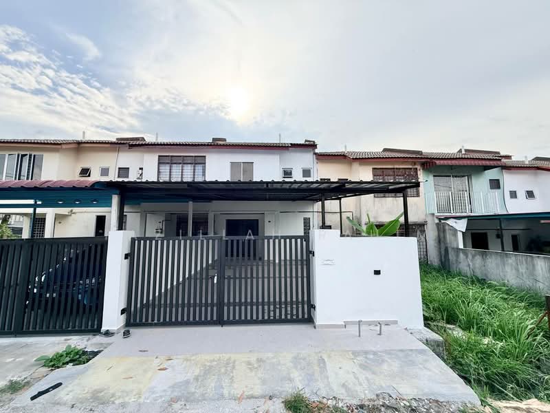 Rumah Teres 2 Tingkat untuk Dijual di Bukit Sentosa (Rawang) - Fazillah Rahim - Exterior - PropertyGuru.com.my