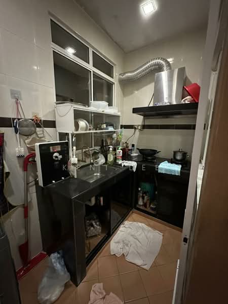 Condominium for Sale at Desa Impiana - Kent Lee - Kitchen - PropertyGuru.com.my