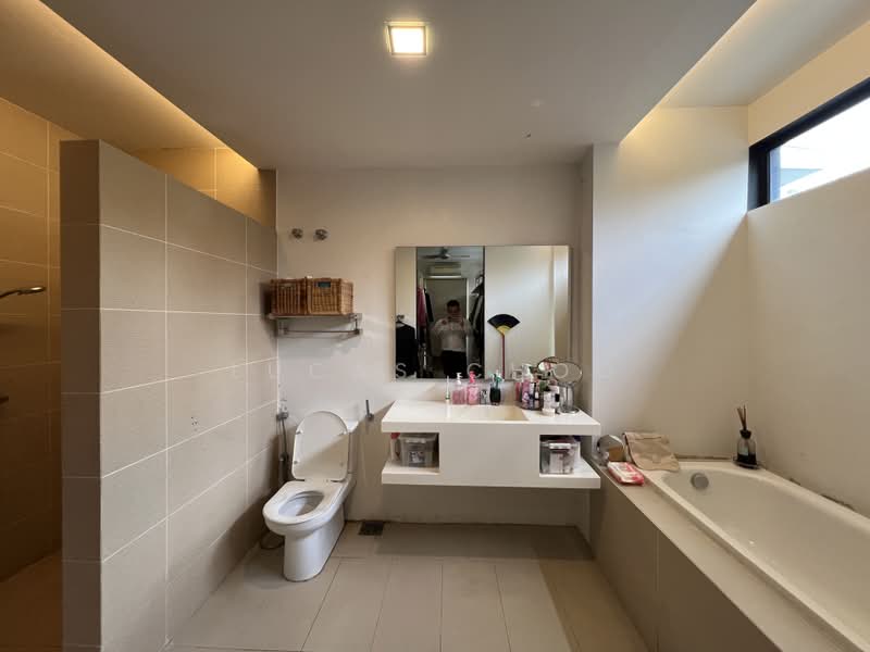 2.5-storey Terraced House for Sale in Taman Melawati (Ulu Kelang) - Lucas Choo - Bathroom - PropertyGuru.com.my