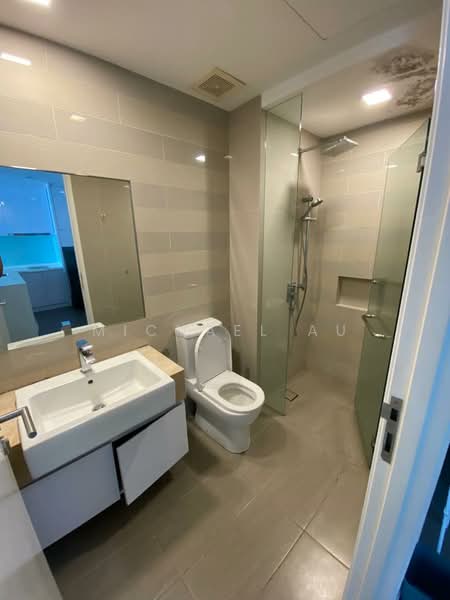 Service Residence for Sale at Ramada (One @ Bukit Ceylon) - Michael Au - Bathroom - PropertyGuru.com.my