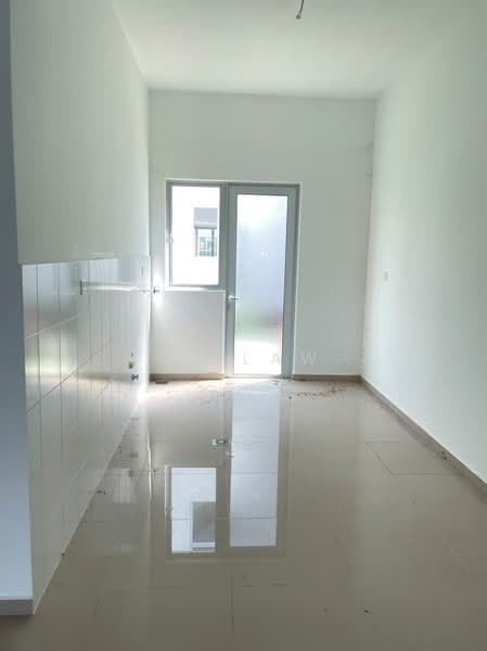 2-storey Terraced House for Sale in Eco Forest (Semenyih) - CK Law - Kitchen - PropertyGuru.com.my