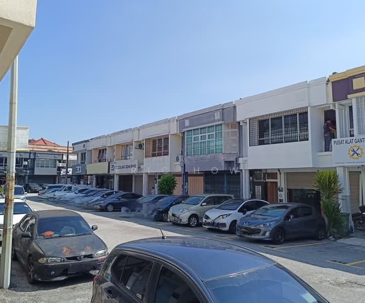 Shop for Sale in Bandar Puteri Puchong (Puchong) - Eric How - Exterior - PropertyGuru.com.my
