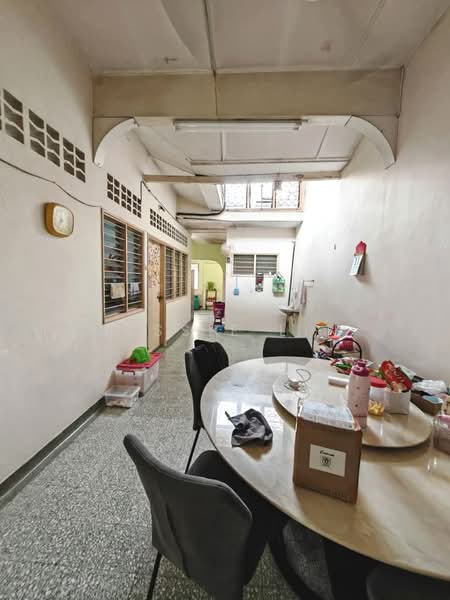 1-storey Terraced House for Sale in Happy Garden (Kuchai Lama) - Jessie Lin - Dining Room - PropertyGuru.com.my
