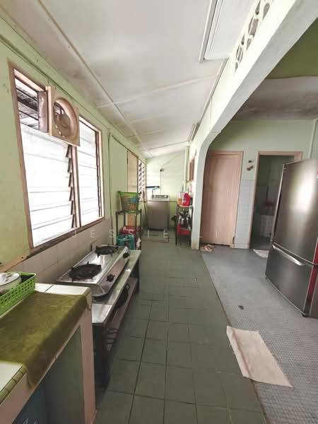 1-storey Terraced House for Sale in Happy Garden (Kuchai Lama) - Jessie Lin - Kitchen - PropertyGuru.com.my