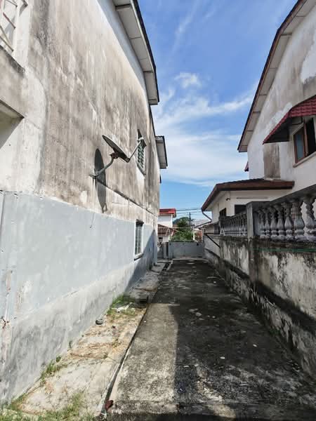 Rumah Teres untuk Dijual di Ayer Keroh (Melaka) - Ramona Tan - PropertyGuru.com.my