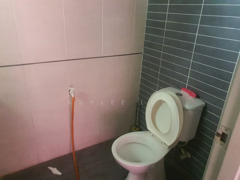 Kedai / Pejabat untuk Dijual di Shah Alam (Selangor) - Ashlee LSS - Bathroom - PropertyGuru.com.my