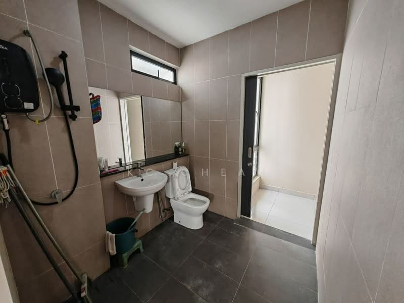 2-storey Terraced House for Rent in Shah Alam (Selangor) - KC Cheah - Bathroom - PropertyGuru.com.my