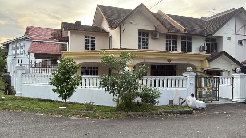 Rumah Teres 2 Tingkat untuk Disewa di Taman Bukit Jaya (Ulu Tiram) - Mavis Hew - Exterior - PropertyGuru.com.my
