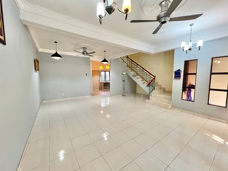 2-storey Terraced House for Sale in Sungai Buloh (Selangor) - Farhan Rafael - Living Room - PropertyGuru.com.my