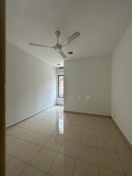 Rumah Teres 2 Tingkat untuk Dijual di Bandar Bukit Tinggi (Klang) - TY Chew - Bedroom - PropertyGuru.com.my