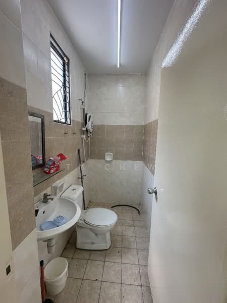 Rumah Teres 2 Tingkat untuk Dijual di Bandar Bukit Tinggi (Klang) - TY Chew - Bathroom - PropertyGuru.com.my
