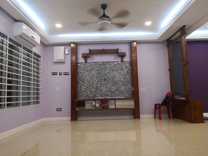 Rumah Teres 2 Tingkat untuk Dijual di Kota Kemuning (Shah Alam) - M. Sundram - Living Room - PropertyGuru.com.my