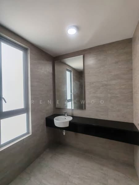Kondominium untuk Disewa di Triuni Residences - Renea Woo - Bathroom - PropertyGuru.com.my