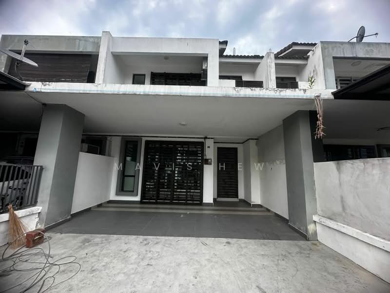 Rumah Teres 2 Tingkat untuk Dijual di Bandar Tiram (Ulu Tiram) - Mavis Hew - Exterior - PropertyGuru.com.my