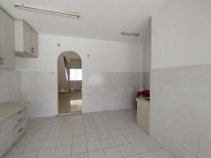 2-storey Terraced House for Rent in Taman Sri Rampai (Wangsa Maju) - Aaron Ong - Kitchen - PropertyGuru.com.my