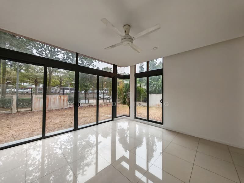 3-storey Terraced House for Rent in Lake Fields (Sungai Besi) - David Ting - Living Room - PropertyGuru.com.my