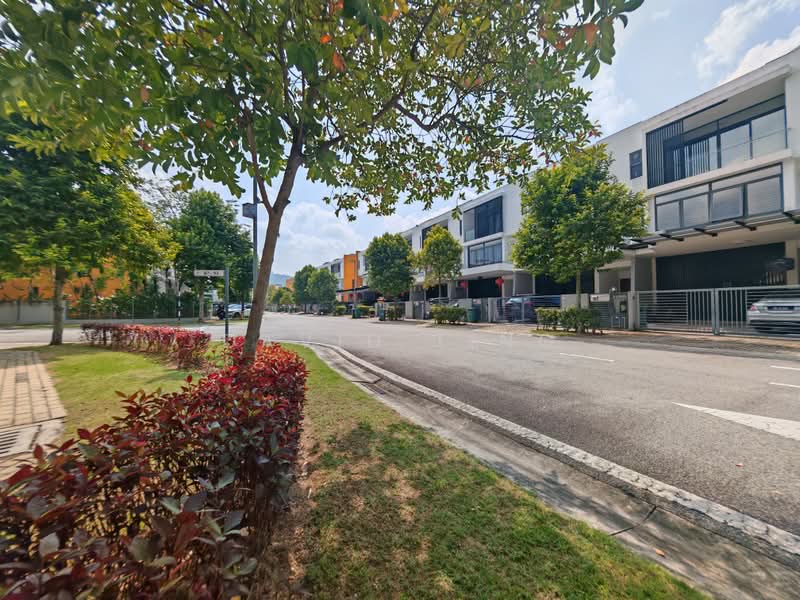 3-storey Terraced House for Rent in Lake Fields (Sungai Besi) - David Ting - Exterior - PropertyGuru.com.my