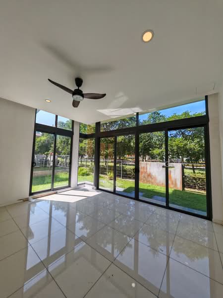 Rumah Teres 3-Tingkat untuk Disewa di Lake Fields (Sungai Besi) - David Ting - Living Room - PropertyGuru.com.my
