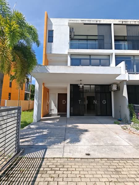 Rumah Teres 3-Tingkat untuk Disewa di Lake Fields (Sungai Besi) - David Ting - Exterior - PropertyGuru.com.my