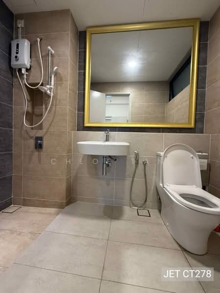 Servis Apartment untuk Disewa di Setia City Residences - Chloe Tan - Bathroom - PropertyGuru.com.my