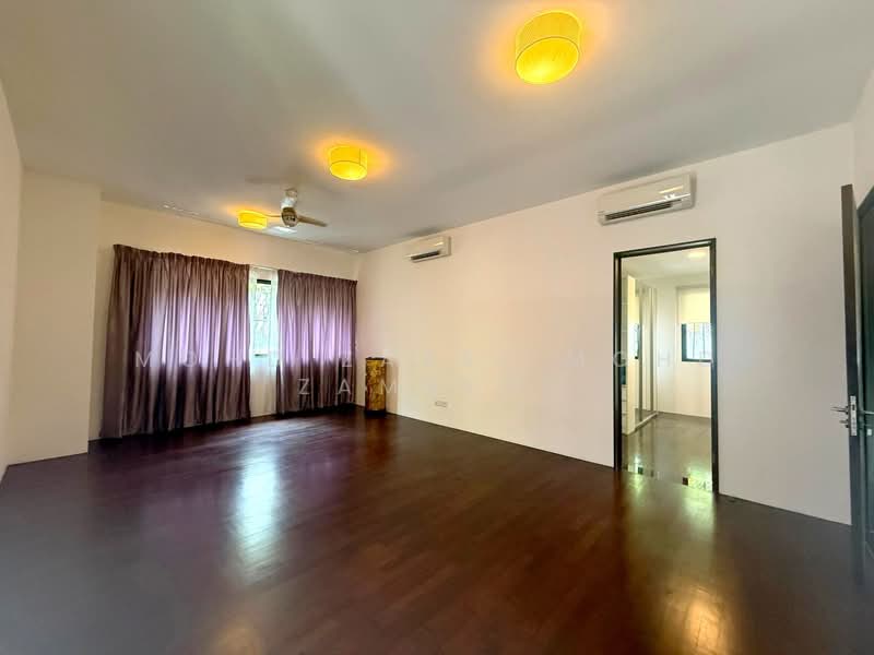 Rumah Banglo untuk Dijual di Ampang Jaya (Ampang) - Mohd Zakri Mohd Zamberi - Living Room - PropertyGuru.com.my
