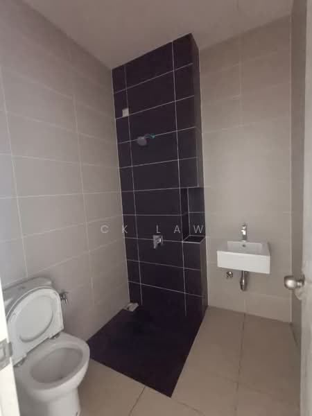 Rumah Teres 2 Tingkat untuk Disewa di Eco Majestic (Semenyih) - CK Law - Bathroom - PropertyGuru.com.my