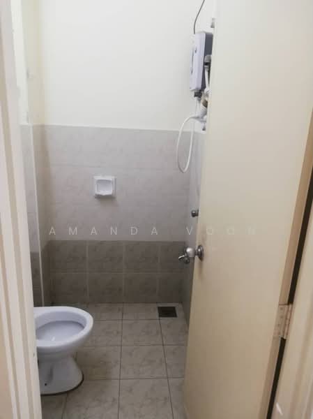 1.5-storey Terraced House for Rent in Taman Setia Indah (Tebrau) - Amanda Voon - Bathroom - PropertyGuru.com.my