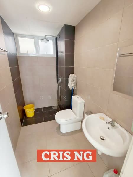 Kondominium untuk Dijual di Gardens Ville - Cris Ng - Bathroom - PropertyGuru.com.my