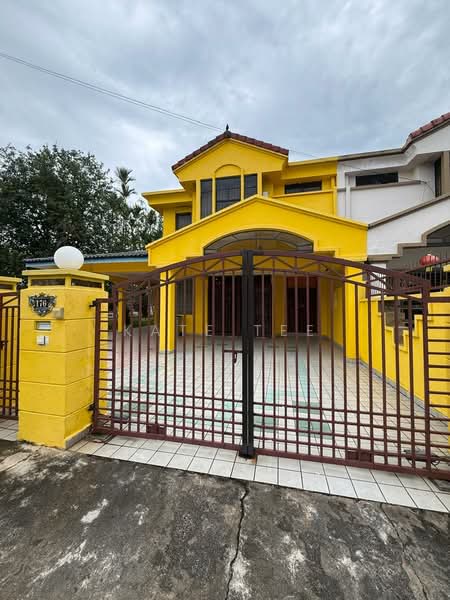 Semi-Detached House for Rent in Taman Perling (Perling) - Kate Tee - Exterior - PropertyGuru.com.my
