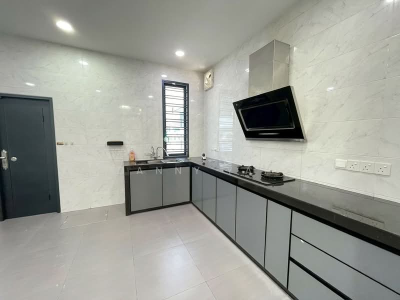 Cluster House for Sale in Johor Bahru (Johor) - Danny Yap - Kitchen - PropertyGuru.com.my