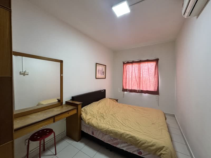Kondominium untuk Disewa di Endah Regal Condominium - CHRIS LEW - Bedroom - PropertyGuru.com.my
