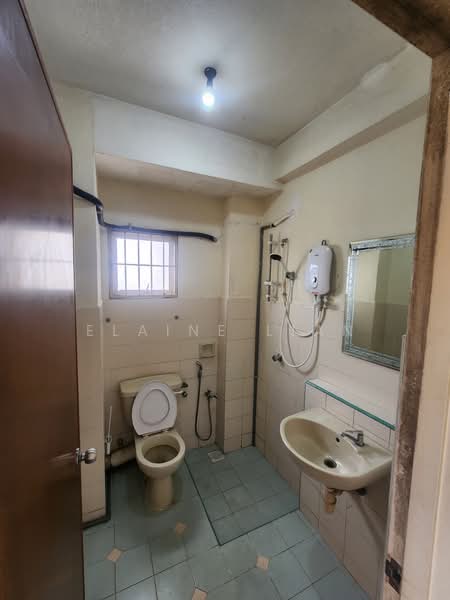Apartment for Sale at Seri Puri - Elaine Lian - Bathroom - PropertyGuru.com.my