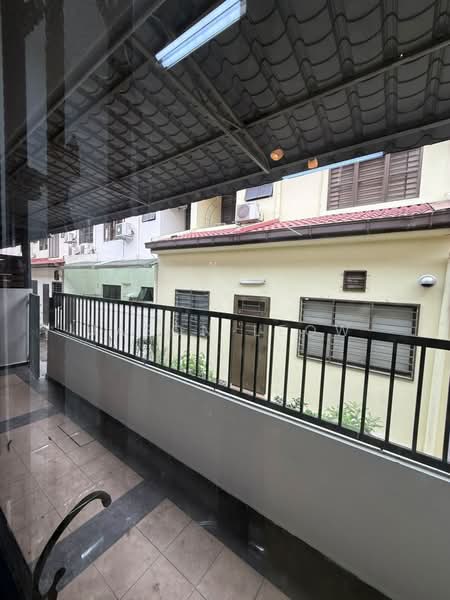 Rumah Teres 2 Tingkat untuk Dijual di Bandar Kinrara (Selangor) - Jason Leow - Balcony - PropertyGuru.com.my