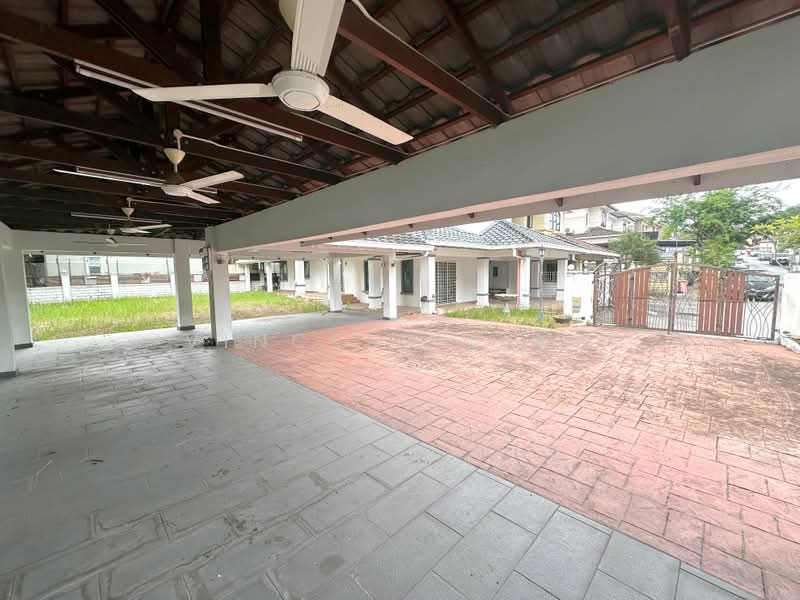 Rumah Berkembar untuk Dijual di Sierra Damansara (Kota Damansara) - Vincent Liaw - Exterior - PropertyGuru.com.my
