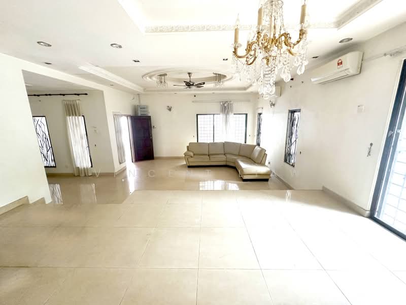 Rumah Berkembar untuk Dijual di Sierra Damansara (Kota Damansara) - Vincent Liaw - Living Room - PropertyGuru.com.my
