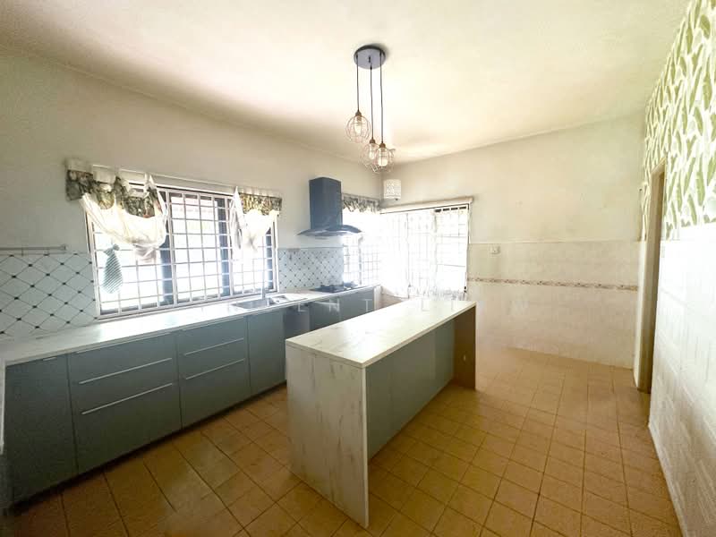 Rumah Berkembar untuk Dijual di Sierra Damansara (Kota Damansara) - Vincent Liaw - Kitchen - PropertyGuru.com.my