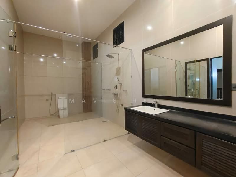 Rumah Teres 2 Tingkat untuk Disewa di Bandar Seri Alam (Masai) - Mavis Hew - Bathroom - PropertyGuru.com.my