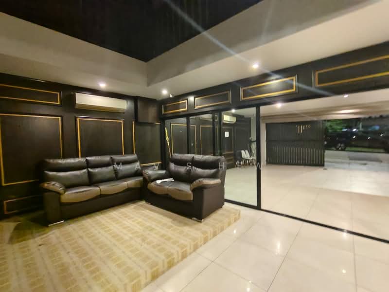 Rumah Teres 2 Tingkat untuk Disewa di Bandar Seri Alam (Masai) - Mavis Hew - Living Room - PropertyGuru.com.my