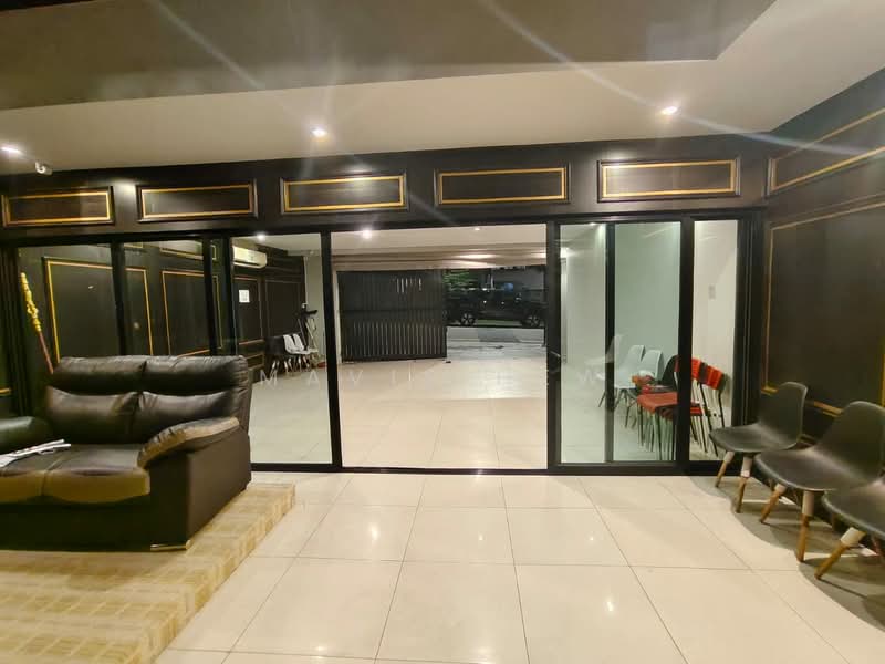 Rumah Teres 2 Tingkat untuk Disewa di Bandar Seri Alam (Masai) - Mavis Hew - Living Room - PropertyGuru.com.my