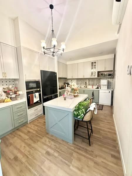 Rumah Teres 2 Tingkat untuk Dijual di Kemuning Utama (Shah Alam) - Syahrim Naim - Kitchen - PropertyGuru.com.my