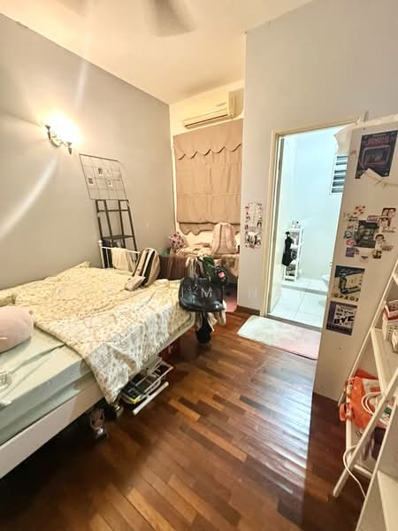 Rumah Teres 2 Tingkat untuk Dijual di Kemuning Utama (Shah Alam) - Syahrim Naim - Bedroom - PropertyGuru.com.my