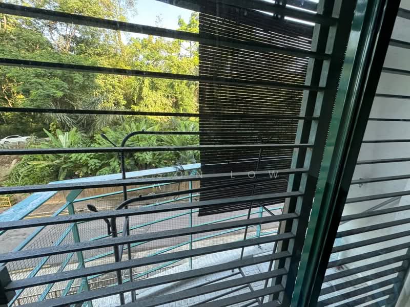 Kondominium untuk Disewa di 10 Semantan Suites - Jason Low - Balcony - PropertyGuru.com.my