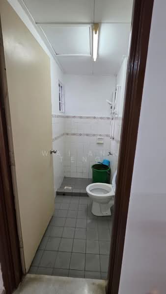 Rumah Teres 2 Tingkat untuk Dijual di Bandar Kinrara (Selangor) - Wai Ann Teng - Bathroom - PropertyGuru.com.my