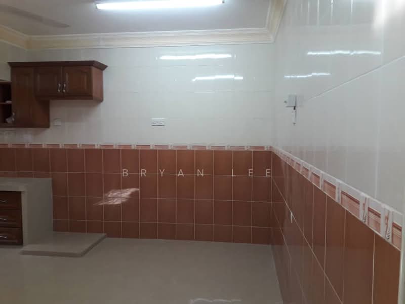 2-storey Terraced House for Sale in Selayang (Selangor) - Bryan Lee - Kitchen - PropertyGuru.com.my